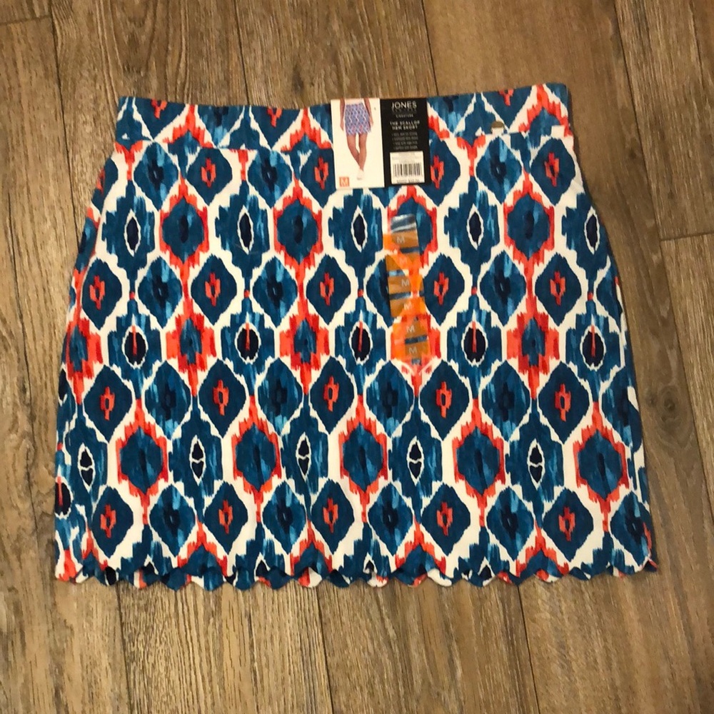 Women’s Jones New York Blue and White Moroccan Print Scalloped Hem Skort Size M